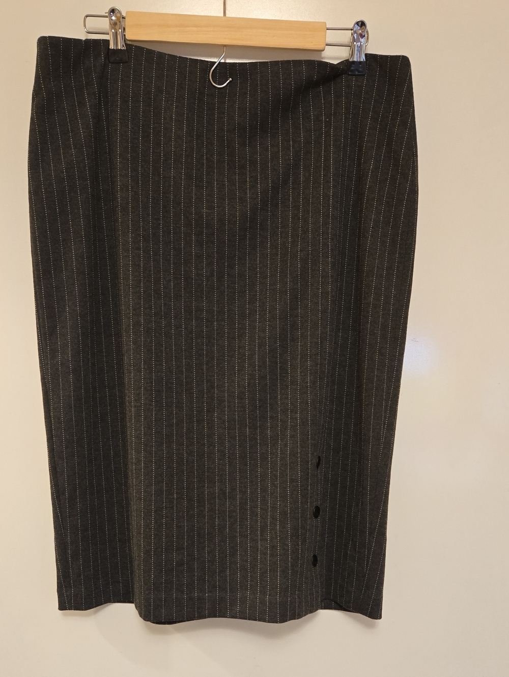 Women's Charcoal Pinstripe Skirt Tommie Hilfiger